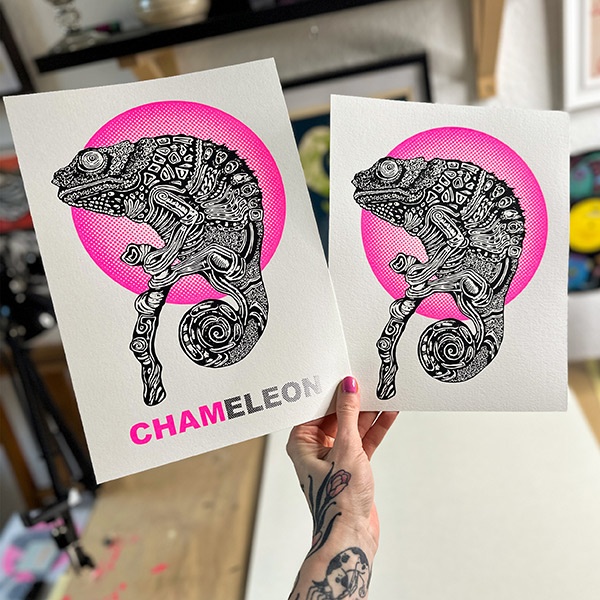 chameleon print with text and without