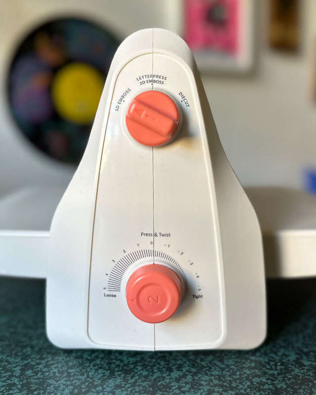 die cuttin machine orange dials